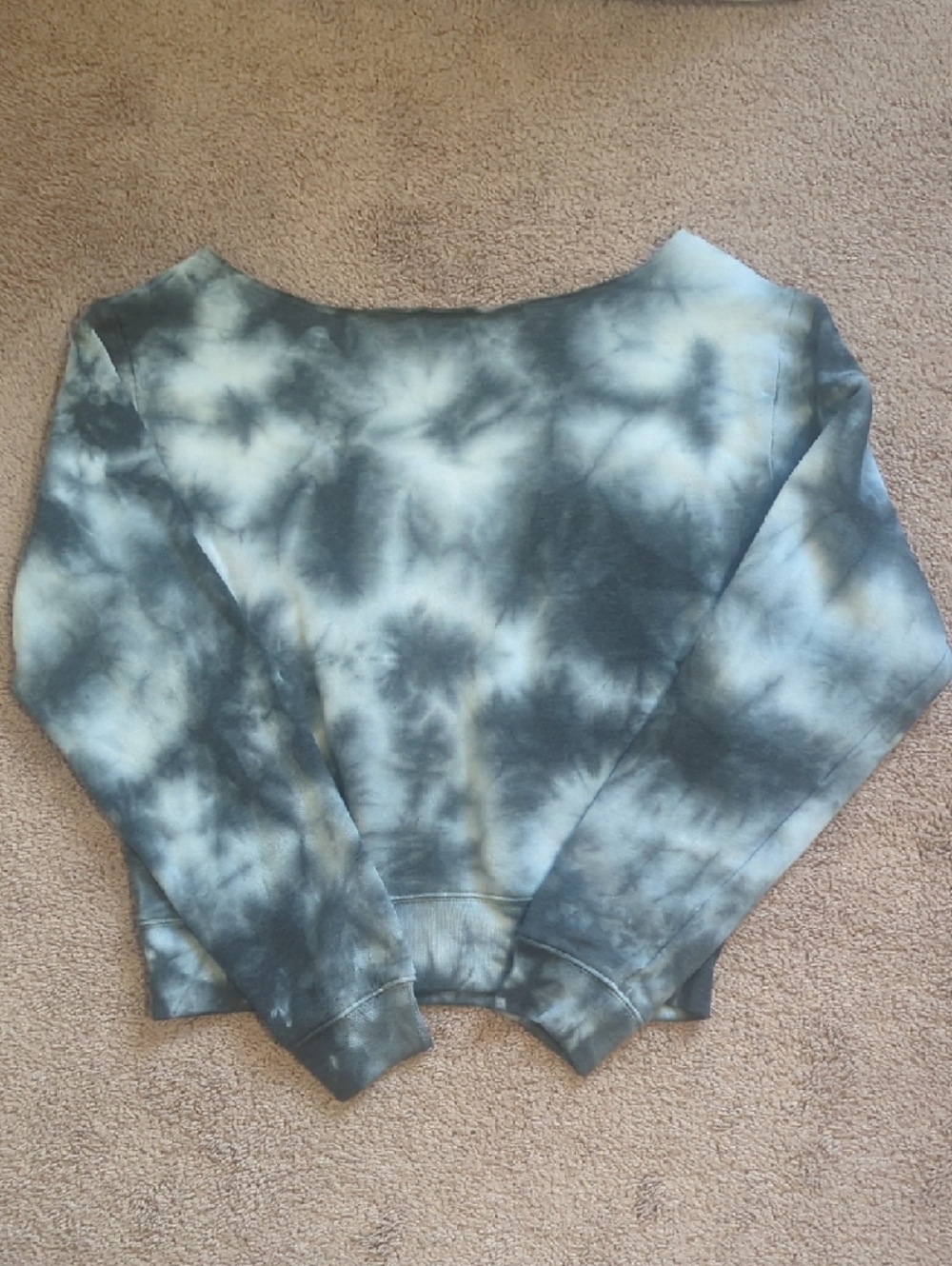 PINK Victoria's Secret Gray Tie-Dye Sweatshirt Top - Picture 3 of 3